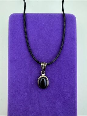 💛 Vintage Sterling Silver Black Onyx Pendant Necklace